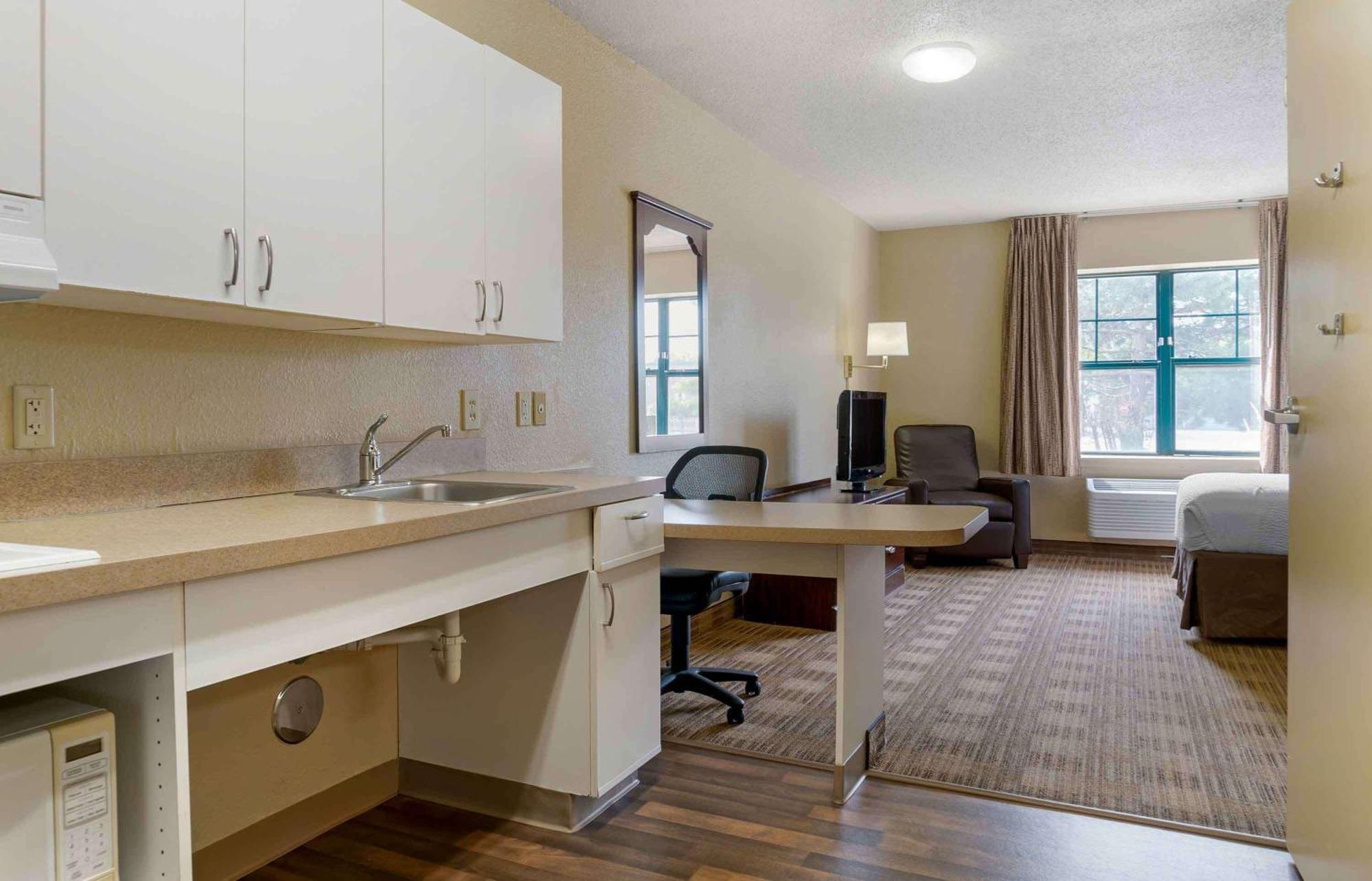 Extended Stay America Select Suites - Appleton - Fox Cities Exterior photo