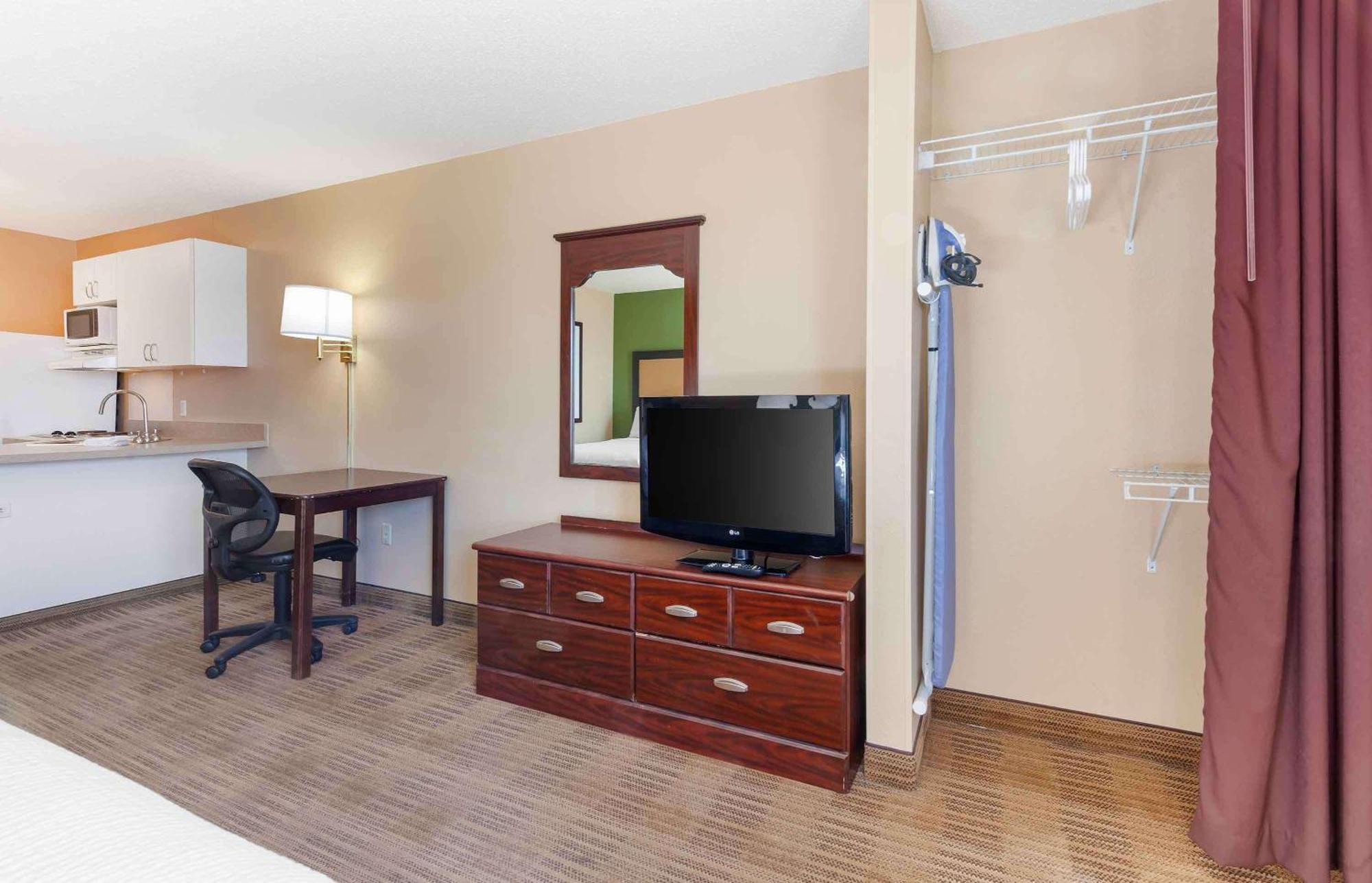 Extended Stay America Select Suites - Appleton - Fox Cities Exterior photo
